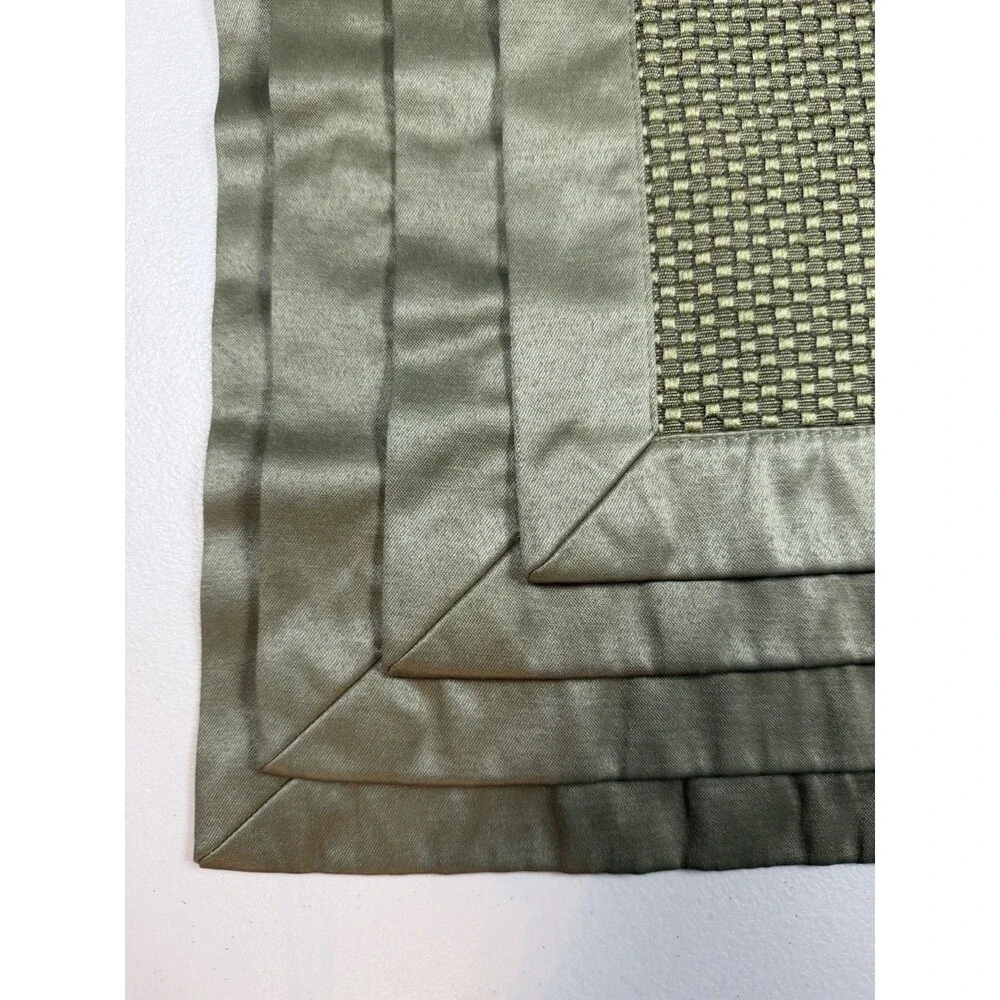 Olive‎ Green Reversible Placemats Set of 4 Woven Satin Trim Table Decor